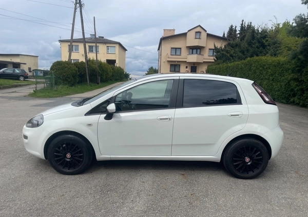 Fiat Punto 2012 cena 21900 przebieg: 176000, rok produkcji 2012 z Żory małe 191